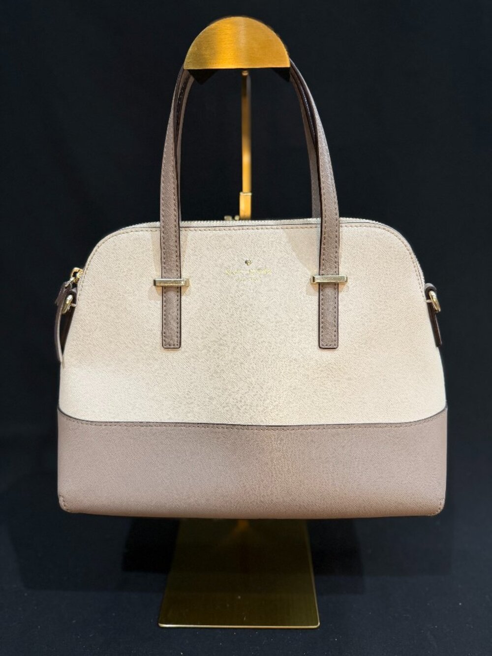 Kate Spade New York Cedar Street Maise handbag. Cream/Taupe Colorblock. Leather.